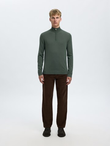 SELECTED Pullover 'SLHTRAY' in Grün