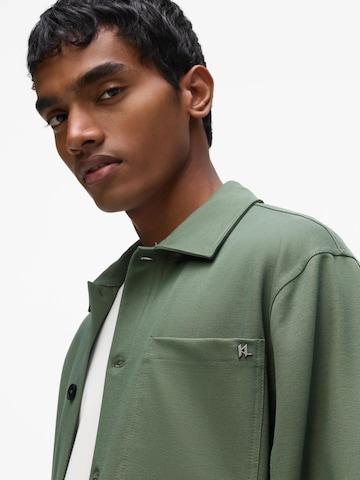 Coupe regular Chemise Karl Lagerfeld en vert