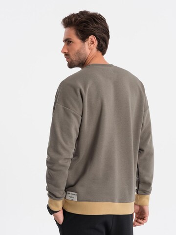 Ombre Sweatshirt in Brown