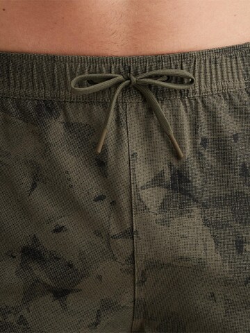 regular Pantaloni 'Keyland swim shorts' di PME Legend in verde