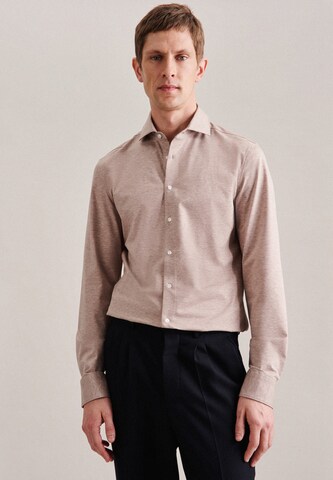 SEIDENSTICKER Slim fit Business Shirt in Brown: front