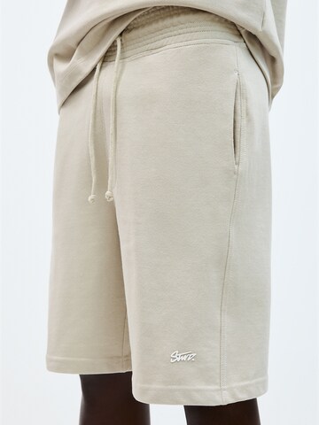 Regular Pantaloni 'STWD' de la Pull&Bear pe verde