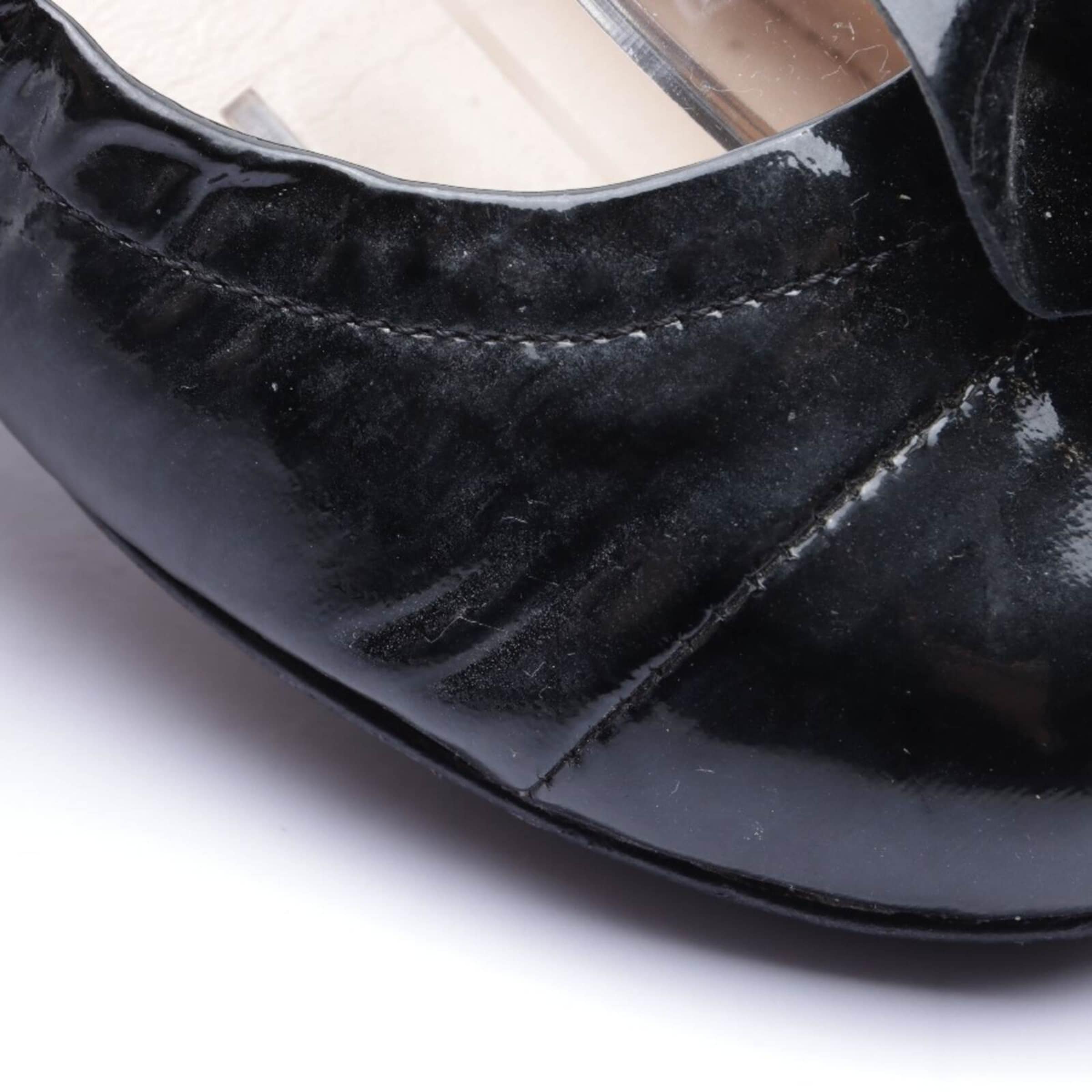 PRADA Flats & Loafers in 35 in Black