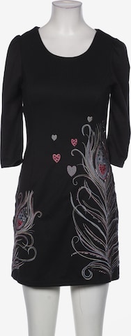 Yumi Dress in S in Black: front