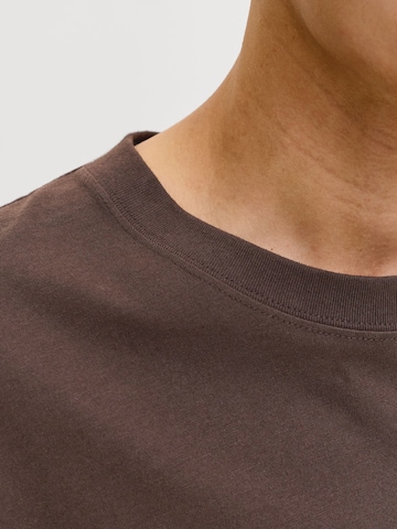 JACK & JONES T-shirt 'JORNORREBRO' i brun
