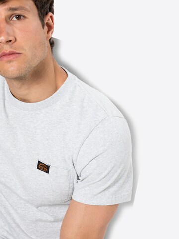 Effilé T-Shirt 'Vintage' Superdry en gris