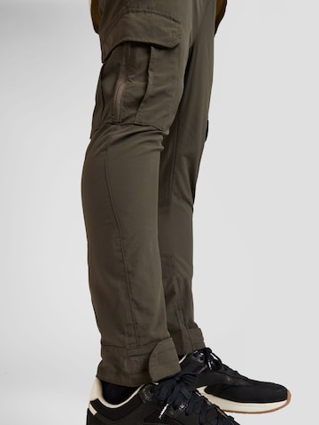 Regular Pantalon cargo BRAVE SOUL en vert