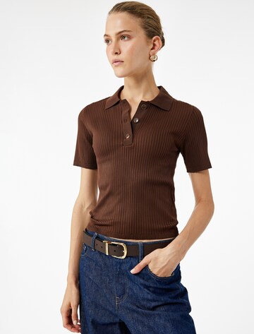 Koton Sweater in Brown: front