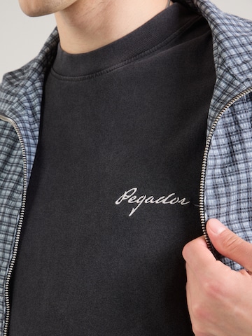 T-Shirt 'Paredes' Pegador en noir