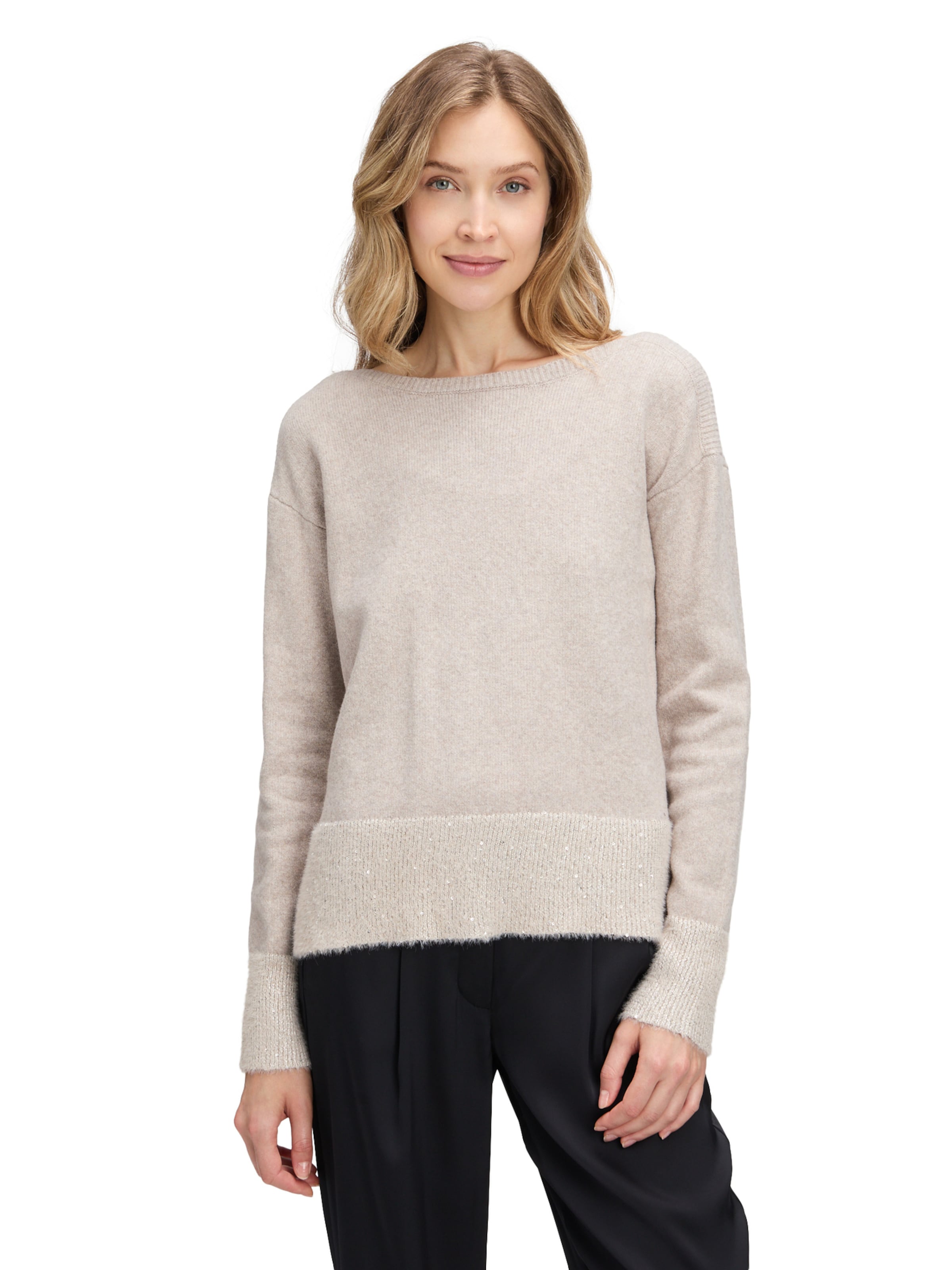Betty Barclay Sweater in Beige: front