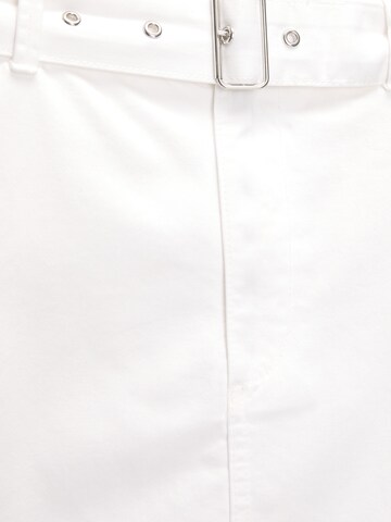 Jupe Pull&Bear en blanc