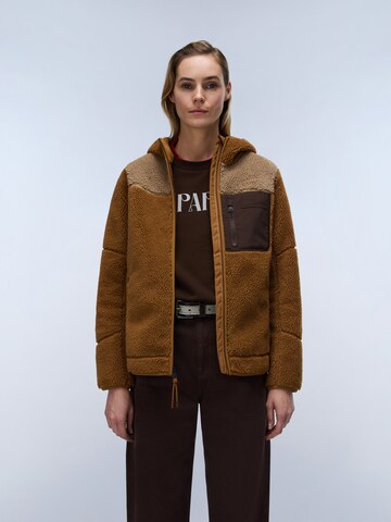 NAPAPIJRI - Chaqueta polar 'YUPIK' en marrón: frente