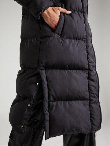 Superdry Wintermantel in Schwarz