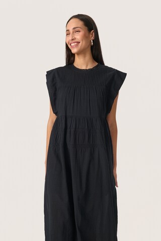 SOAKED IN LUXURY Kleid 'SLAmona' in Schwarz