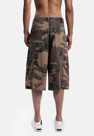 FAVELA Baggy Jeans in Green