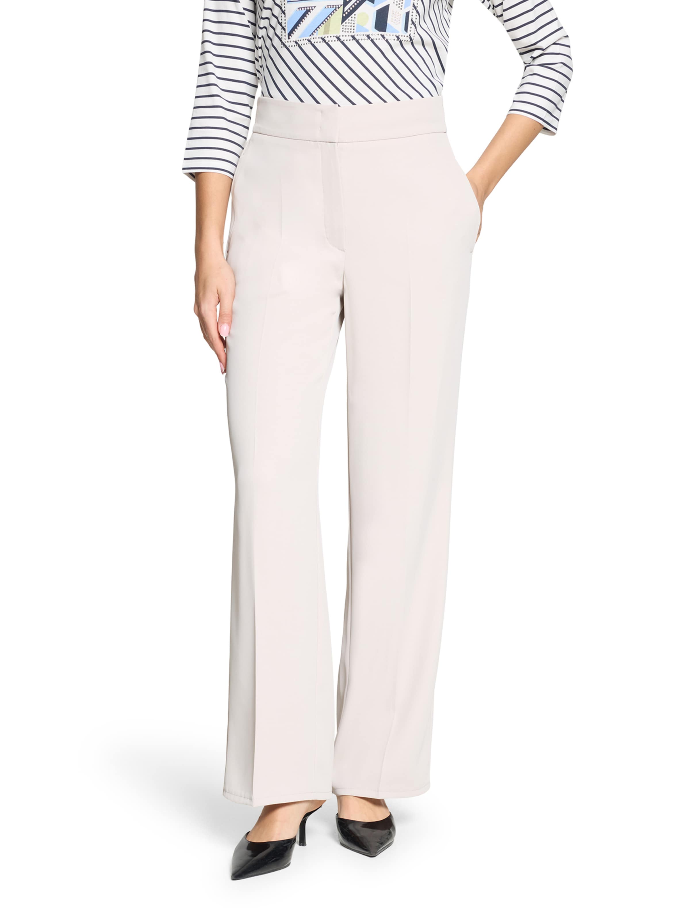 Betty Barclay Loose fit Trousers in Beige: front