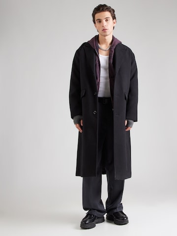 WEEKDAY Демисезонное пальто в Черный