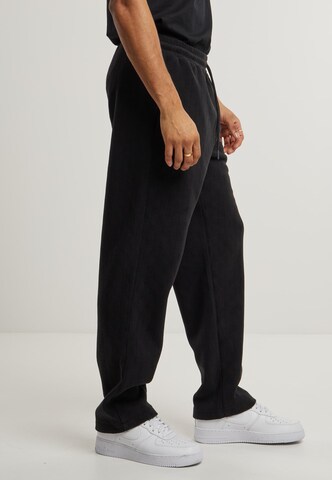 Regular Pantalon Urban Classics en noir