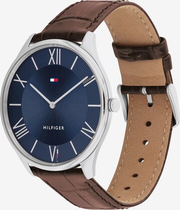 TOMMY HILFIGER Uhr in Braun