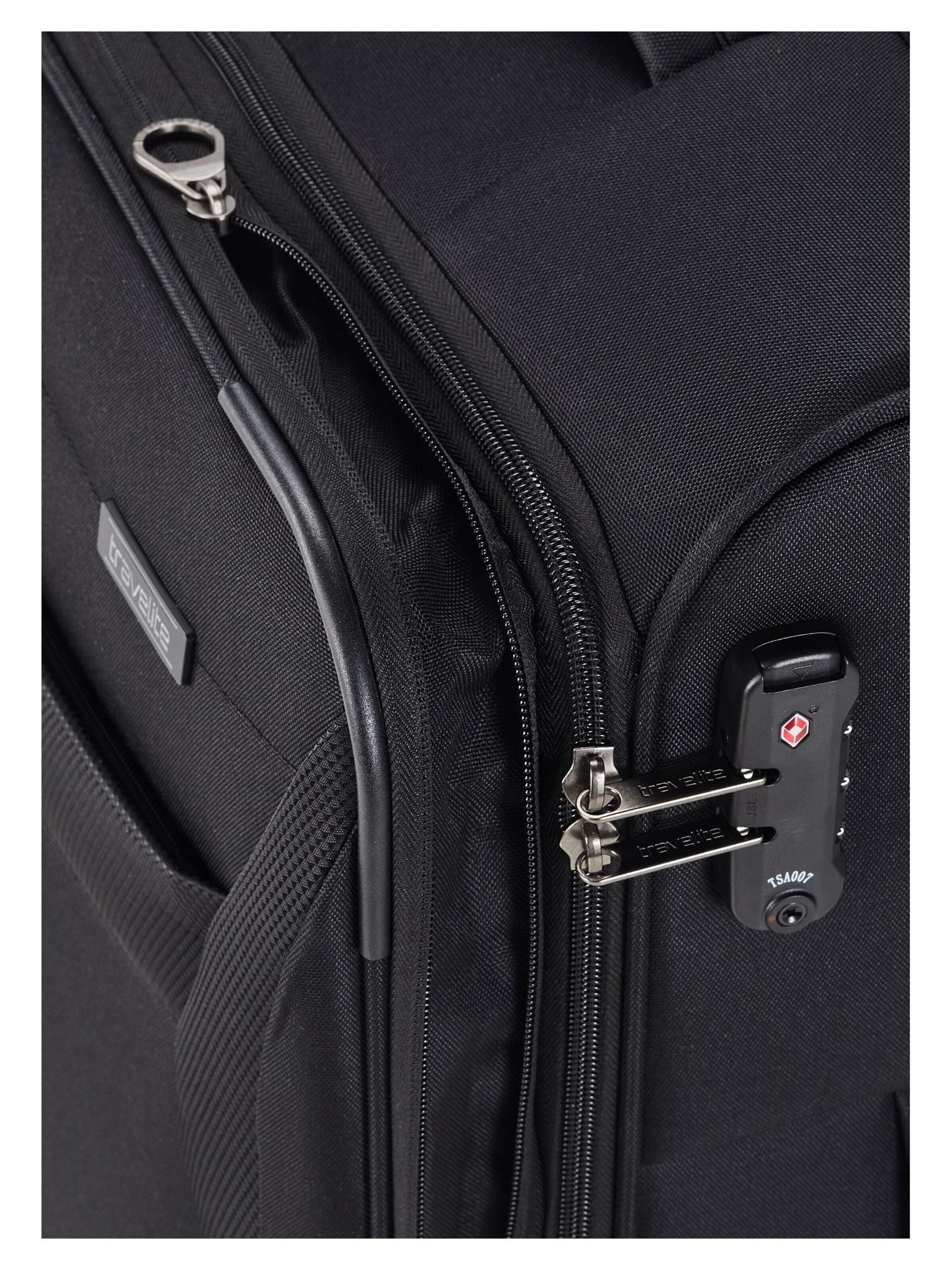 TRAVELITE Suitcase in Black