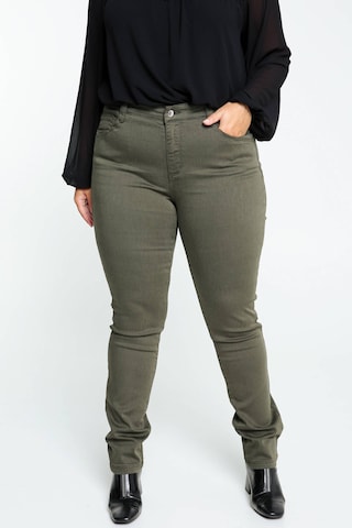 Paprika Slim fit Jeans 'Louise' in Green: front