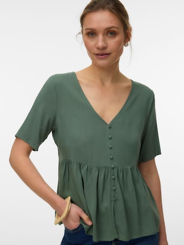 Haut VERO MODA en vert : devant