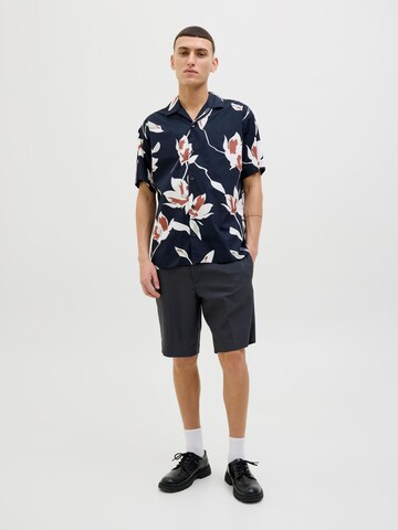 JACK & JONES Comfort fit Button Up Shirt in Grey