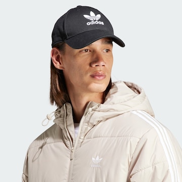 ADIDAS ORIGINALS Mantel 'Adicolor' in Beige