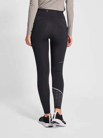 Skinny Pantalon de sport Newline en noir