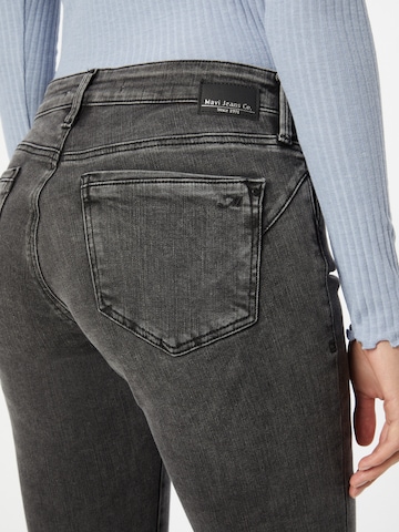 Skinny Jeans 'Adriana' de la Mavi pe gri