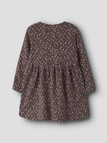 NAME IT - Vestido en marrón