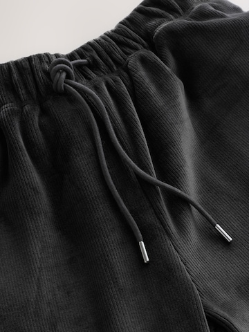 regular Pantaloni di Next in grigio