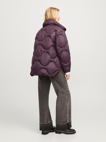 Veste mi-saison 'JXStella' JJXX en rouge