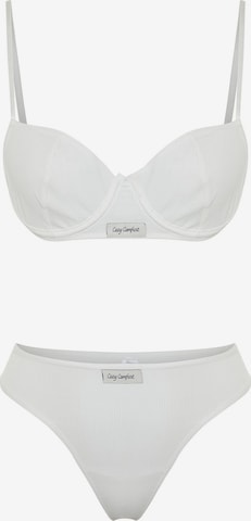 Trendyol - Conjuntos de ropa interior en blanco: frente