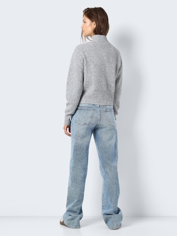 Pull-over 'NELLA' Noisy may en gris