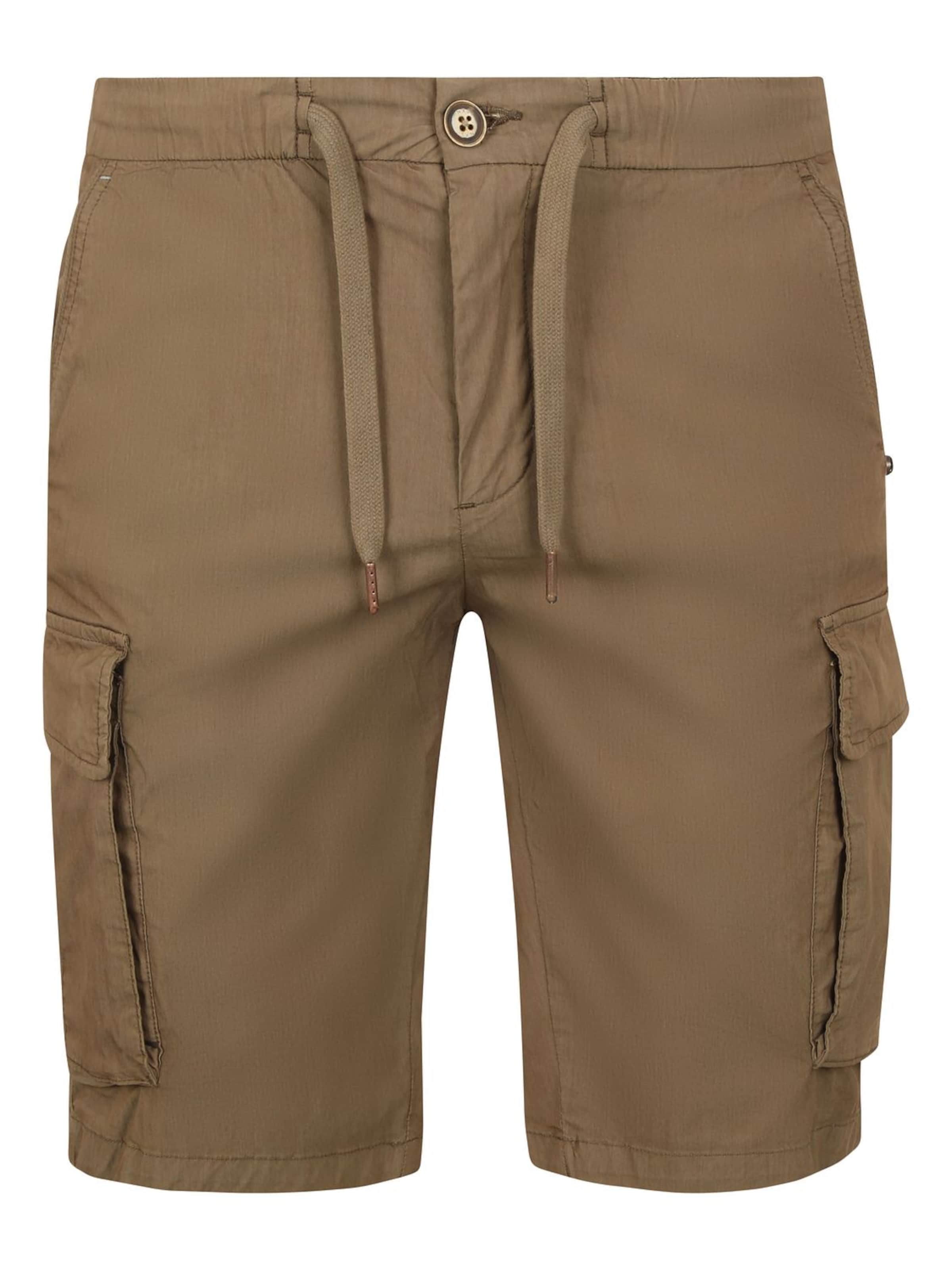No Excess Regular Trousers in Green: front