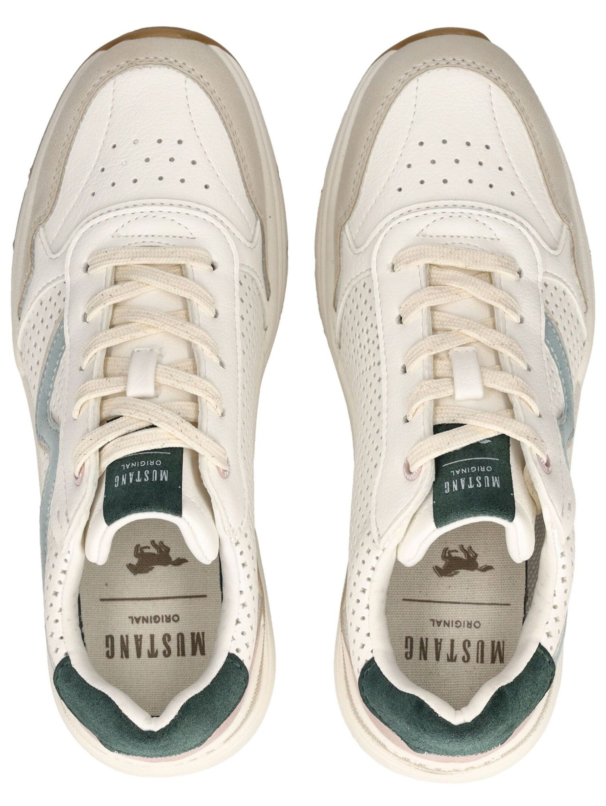 Baskets basses MUSTANG en blanc