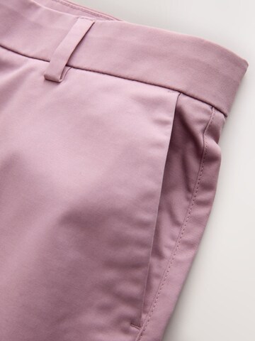 Next - Regular Calças chino em rosa