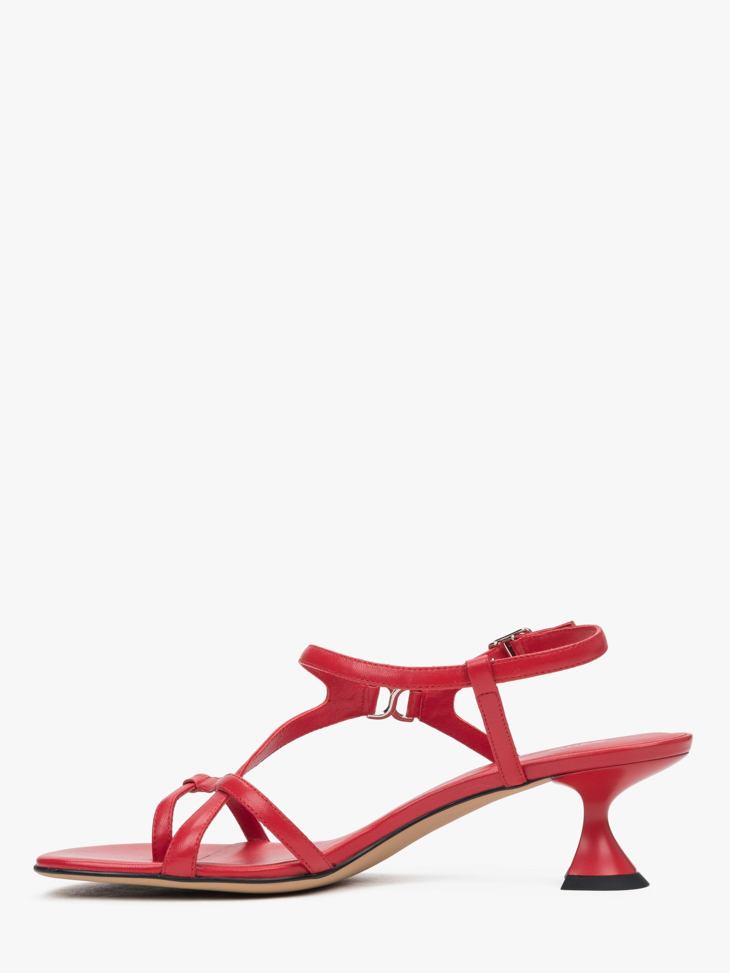 Estro Sandals '013-9' in Red