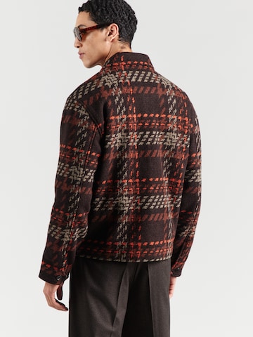 Abercrombie & Fitch Prehodna jakna | rjava barva