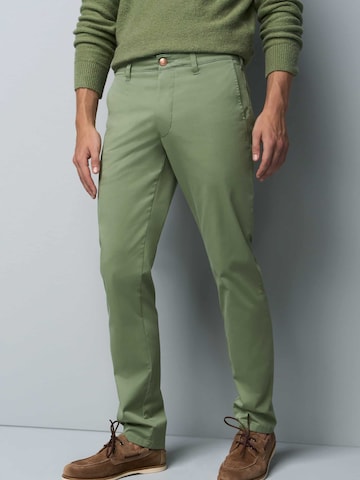 MEYER Regular Chino Pants 'M5' in Green: front