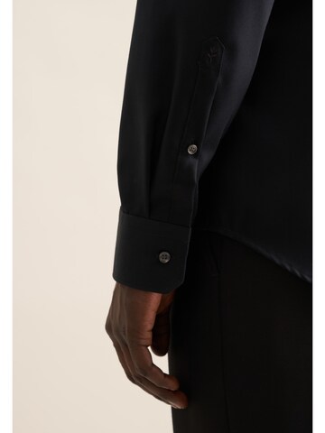 Coupe regular Chemise business SEIDENSTICKER en noir