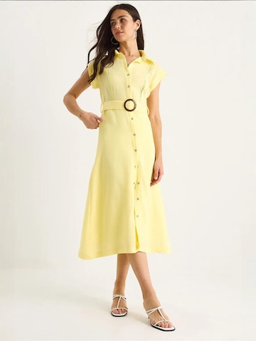 Robe-chemise 'Midi' Bianco Lucci en jaune : devant