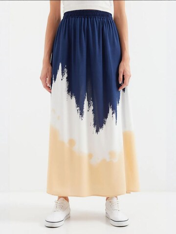 Bigdart - Saia em azul: frente