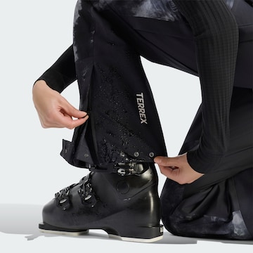 ADIDAS TERREXSlimfit Hlače za vanjske uvjete 'Xperior' - crna boja