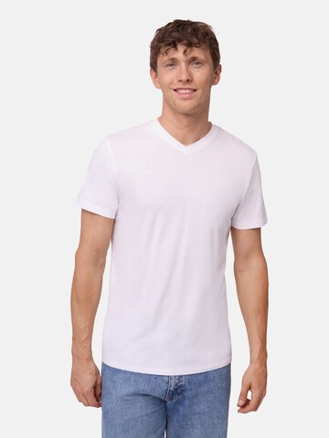 DANISH ENDURANCE Shirt in White: front