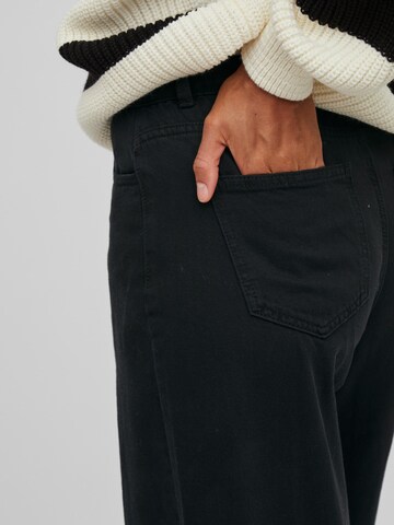 VILA Široke hlačnice Kavbojke 'Widey' | črna barva