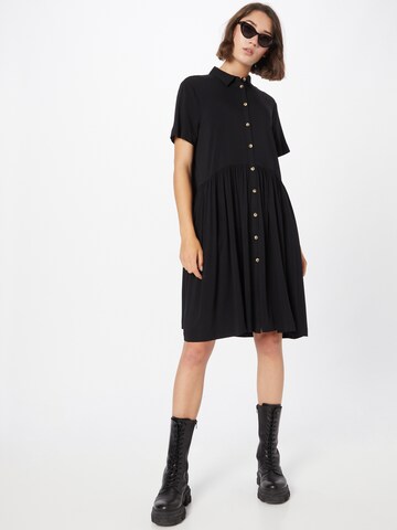 Soft Rebels - Vestido camisero 'Valencial' en negro