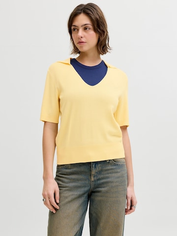 JJXX Sweater in Yellow: front