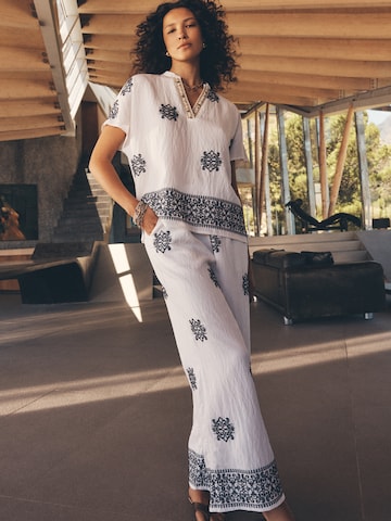 Chemisier ' ' Apricot en blanc